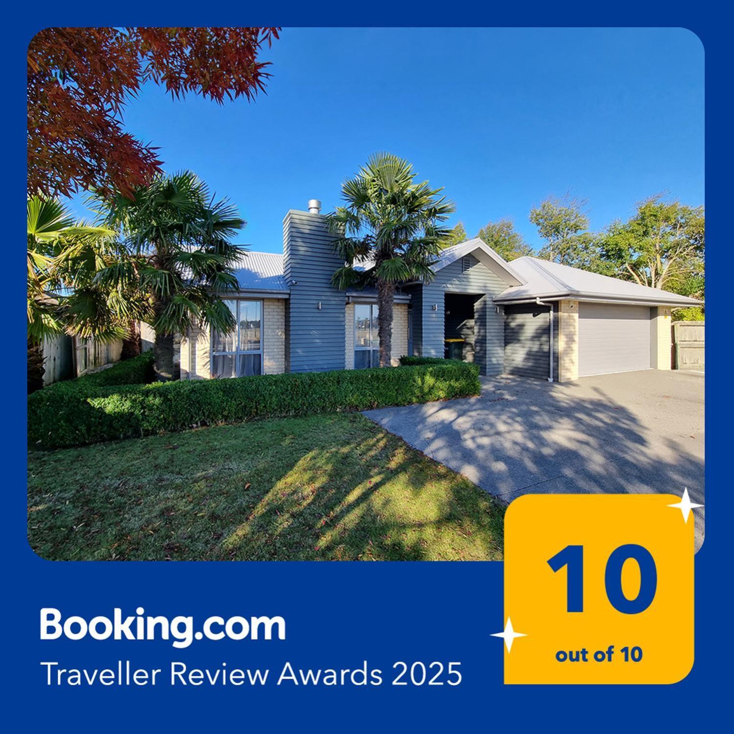 Away From In Holiday home Rolleston