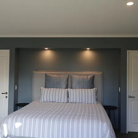 Home Away From Home In Rolleston Exterior photo